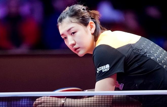 轻前锋的成 轻前锋的成