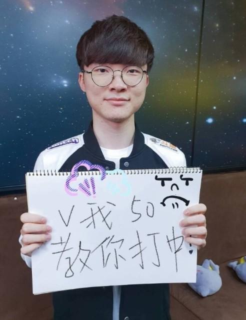 一方面表明